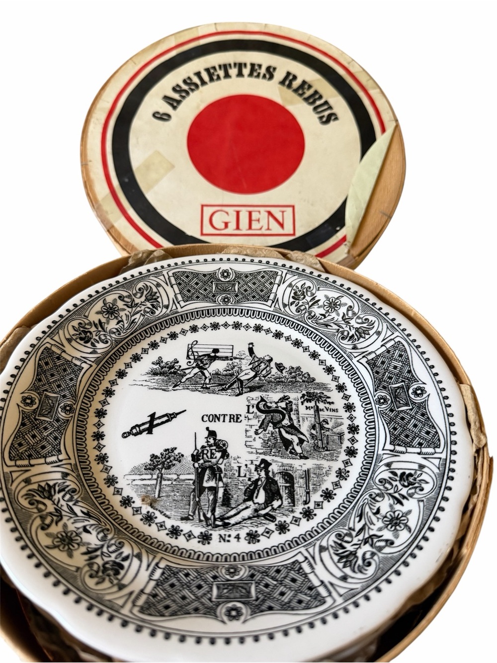 Gien France Plate No.4 - 6 Plates with Box.